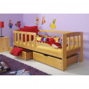 Преимущества детской кроватки из дерева